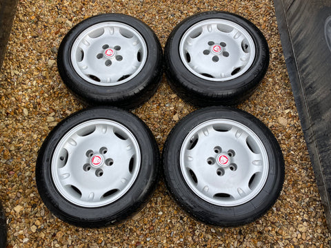 Jaguar X300 X308 XJ40 16” Dimple alloy wheels and tyres x4 8Jx16