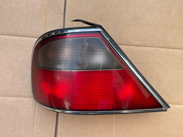 Daimler Jaguar X300 Sovereign 94-97 Rear Left NS Lamp Tail Light with chrome surround