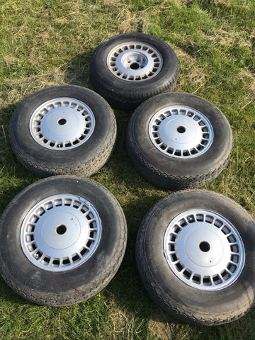 Daimler JAGUAR XJ40 15” Roulette alloy wheels x5 15x7J CCC2706