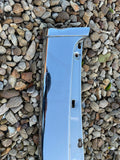 Jaguar XJ40 front bumper chrome centre (without headlamp washers)