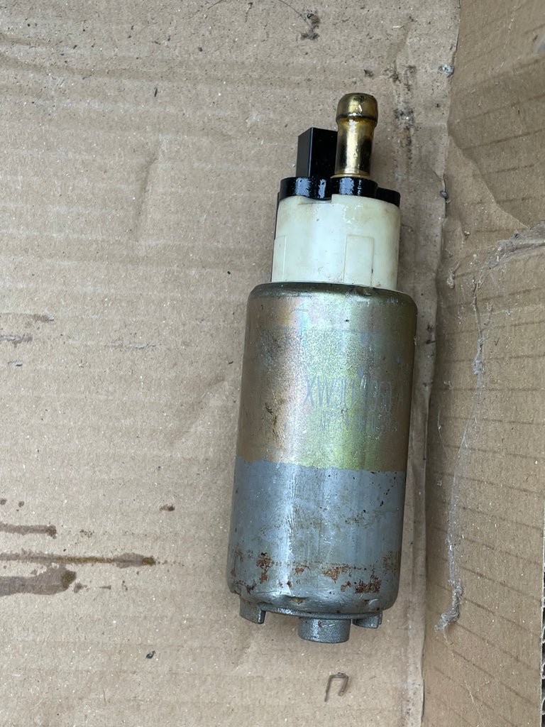 Jaguar X308 XJ8 XK8 Fuel Petrol Pump x1 Black Cherry Jaguar