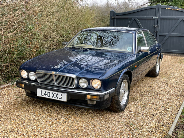 94 Jaguar XJ6 XJ40 3.2 Manual Gold JGE AEE BREAKING