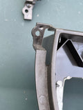 Daimler Jaguar X308 XJ8 radio & climate control Heater control panel surround mounts LNC6290AC