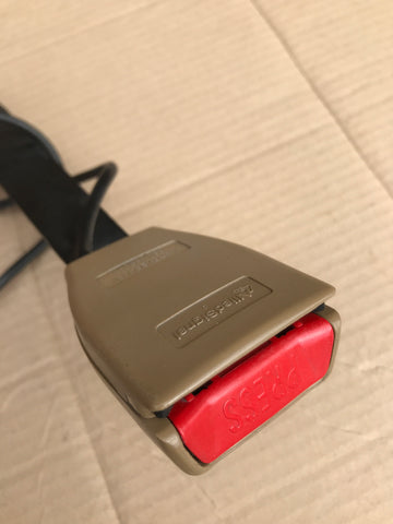 Daimler Jaguar X300 seat belt BUCKLE OSF Drivers Side Front  HNA7012CAAFW