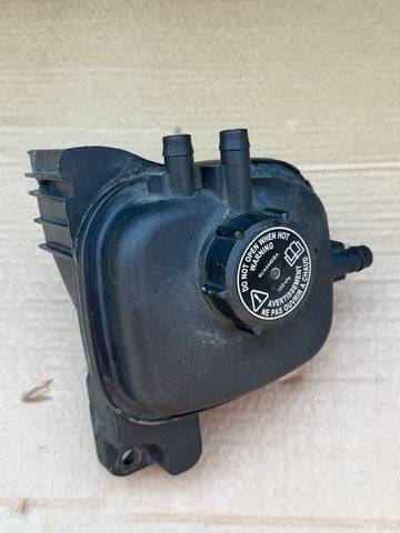 Jaguar X308 XJ8 V8 coolant expansion tank