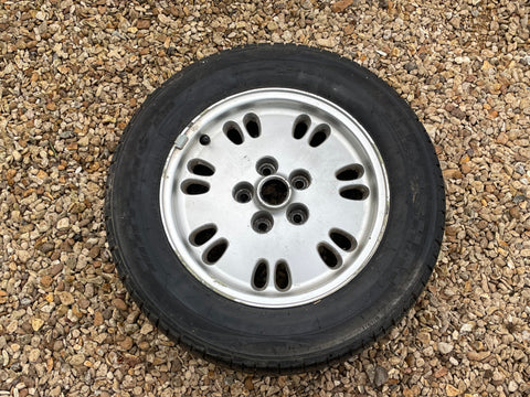 Daimler Jaguar XJ40 X308 X300 Kiwi 16” 7Jx16 Alloy wheel x1 with Marshall tyre
