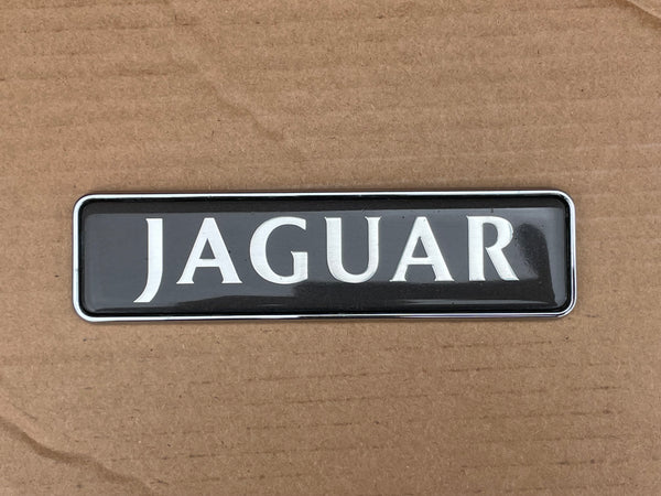 Jaguar X308 XJ8 Trunk Boot Lid Badge- as new condition – Black