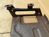 Daimler Jaguar XJ40 86-92 Tool Kit Tray Mount Holder Support