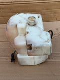 Daimler Jaguar XJ40 86-92 Screen washer bottle Reservoir- requires rubber grommet/ brass nut for the pump clamp