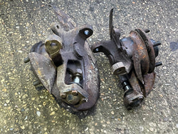 Jaguar XJ40 X300 Front hubs uprights x2