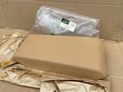 NEW NOS Daimler Jaguar XJ40 X300 XJ40 XJ6 arm rest centre console lid BCC7561AE AE Biscuit