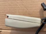 Daimler VDP Jaguar X300 seat belt belt Buckle OSF drivers Front Oatmeal AGD HNA7012CAAGD