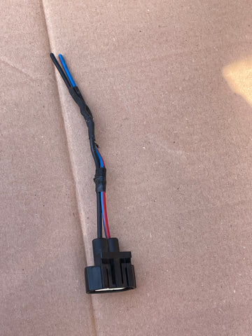 Jaguar XJ40 91-94 fuel pump feed female plug