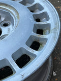 Daimler JAGUAR XJ40 15” Roulette alloy wheel 15x7J CCC2706