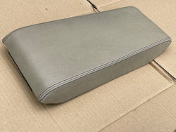 Jaguar XJ40 AEE Doeskin Arm rest centre console lid