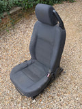 Land Rover Discovery 3 L319 04-09 genuine Right front seat Cloth Manually operated- SPARES OR REPAIRS
