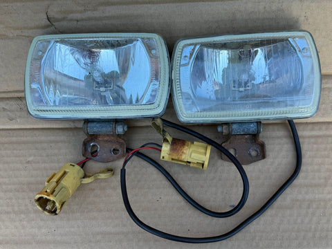 Jaguar XJ40 86-92 Genuine Front Fog lamps driving lights Hella with plug and play correct plugs DBC4320