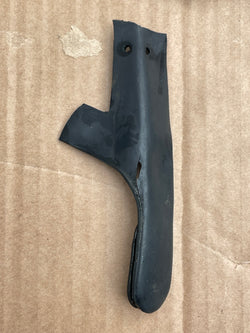 Daimler Jaguar XJ40 Right Rear door to window frame join rubber finisher seal