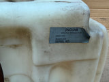 Daimler Jaguar XJ40 86-92 Screen washer bottle Reservoir- requires rubber grommet/ brass nut for the pump clamp