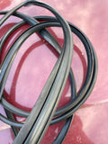Jaguar XJ40 88-93 front screen rubber outer finisher seal