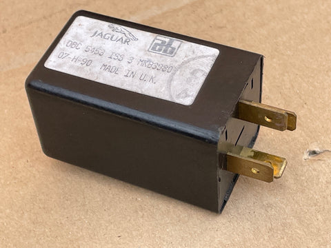 Jaguar XJ40 90-92 relay LIGHTS ON WARNING MODULE DBC5453