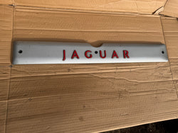Jaguar X300 AJ16 XJR6 4.0 Supercharged Engine Rocker Cam Coil pack Cover Red letters NBC2570FA