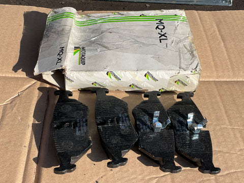 Jaguar XJ40 90-94 Rear brake pad set