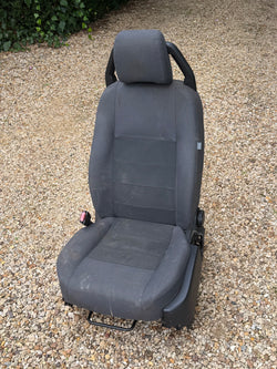 Land Rover Discovery 3 L319 04-09 genuine Left front seat Heated Cloth Manually operated