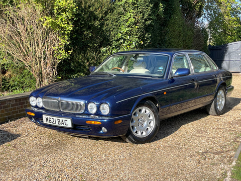 2001 Jaguar X308 4.0 V8 Sovereign LWB 120k Project Car Runs & Drives