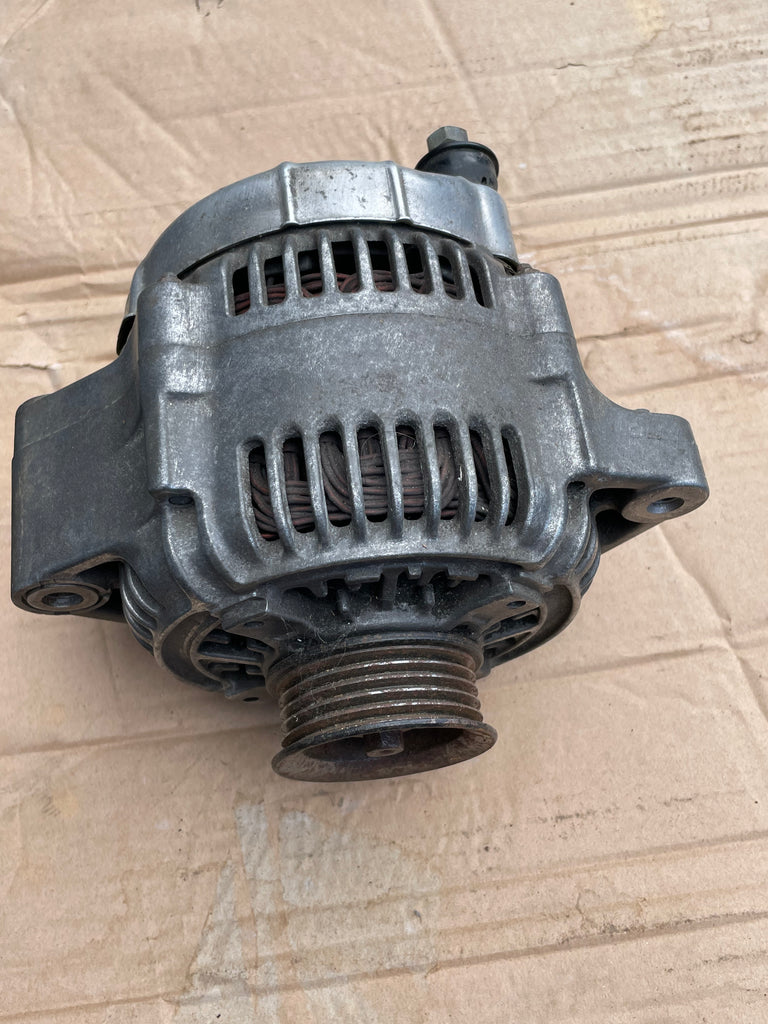 Daimler Jaguar X300 XJ40 XJS AJ16 AJ6 120A Alternator Denso DBC6819