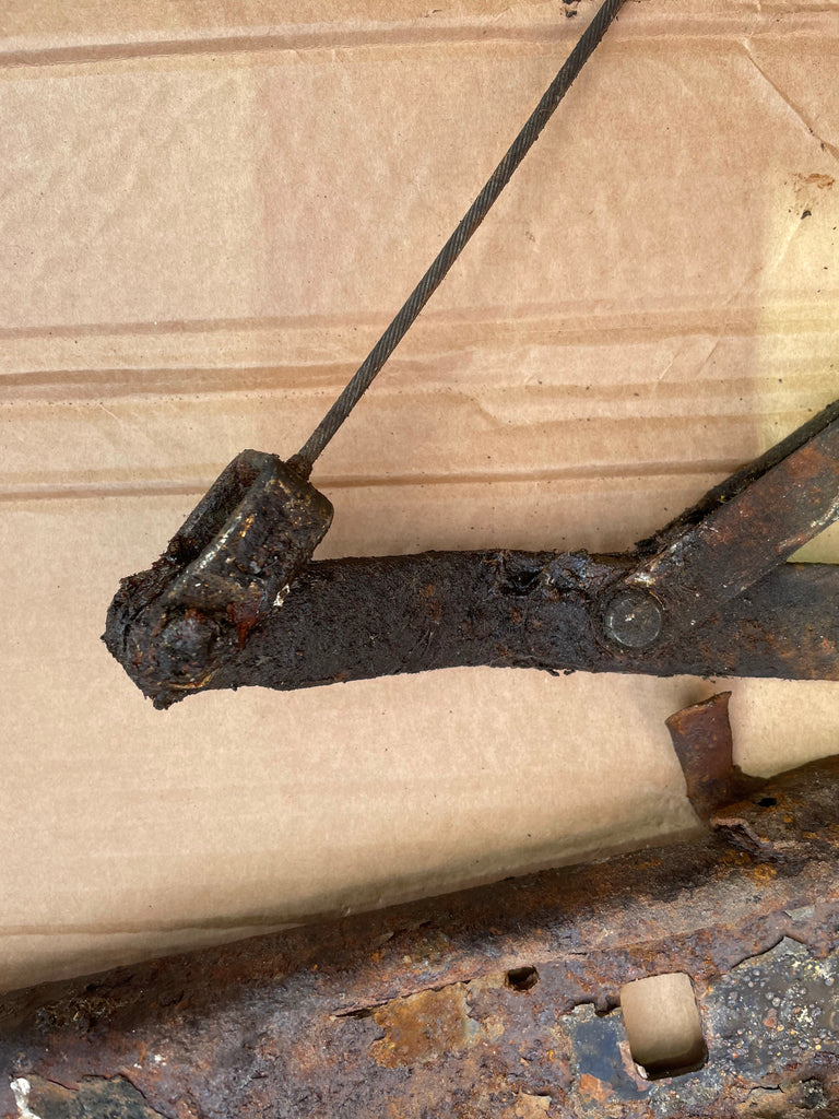 Jaguar XJ40 X300 X308Handbrake lever & cable kit Black Cherry Jaguar