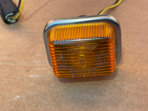 Genuine Jaguar XJS Pre-Facelift Side Repeater Indicator Lamp - OEM DAC4820