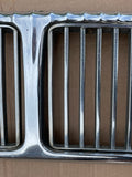 Daimler JAGUAR XJ40 Fluted Front Radiator Grill