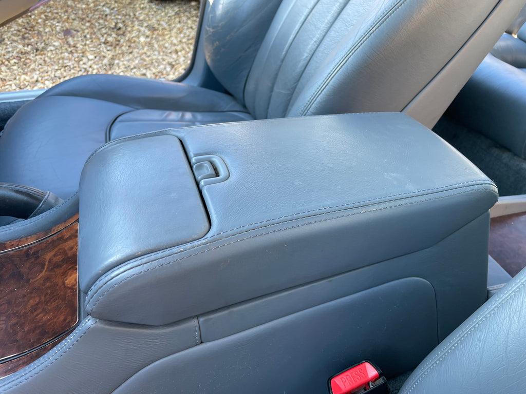 Daimler Jaguar X300 XK8 x308 XJ40 full leather Cup holder arm rest cen ...