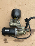 JAGUAR XJ40 93-94 XJS ABS brake accumulator pump JLM11253