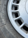 Daimler JAGUAR XJ40 15” Roulette alloy wheels x5 15x7J CCC2706