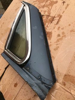 Daimler Jaguar XJ40 XJ6 Quarter Light Six light Glass Window & Rear post D post E post NS LH Left side